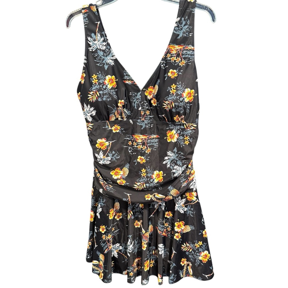 Summer Mae Black Pineapple Floral Print Skirted Swimsuit, size XXL
